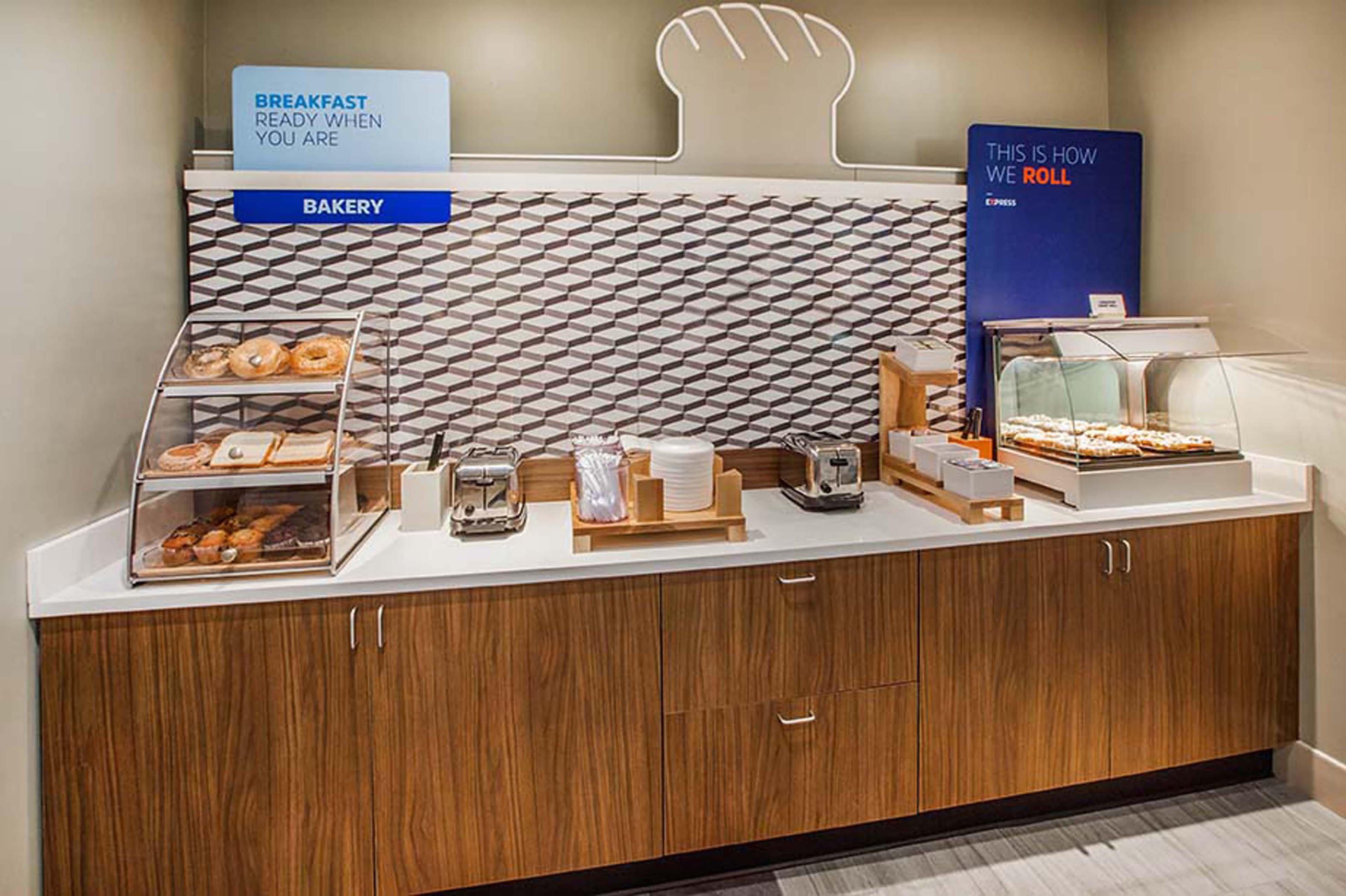 Holiday Inn Express South Portland By Ihg Екстериор снимка
